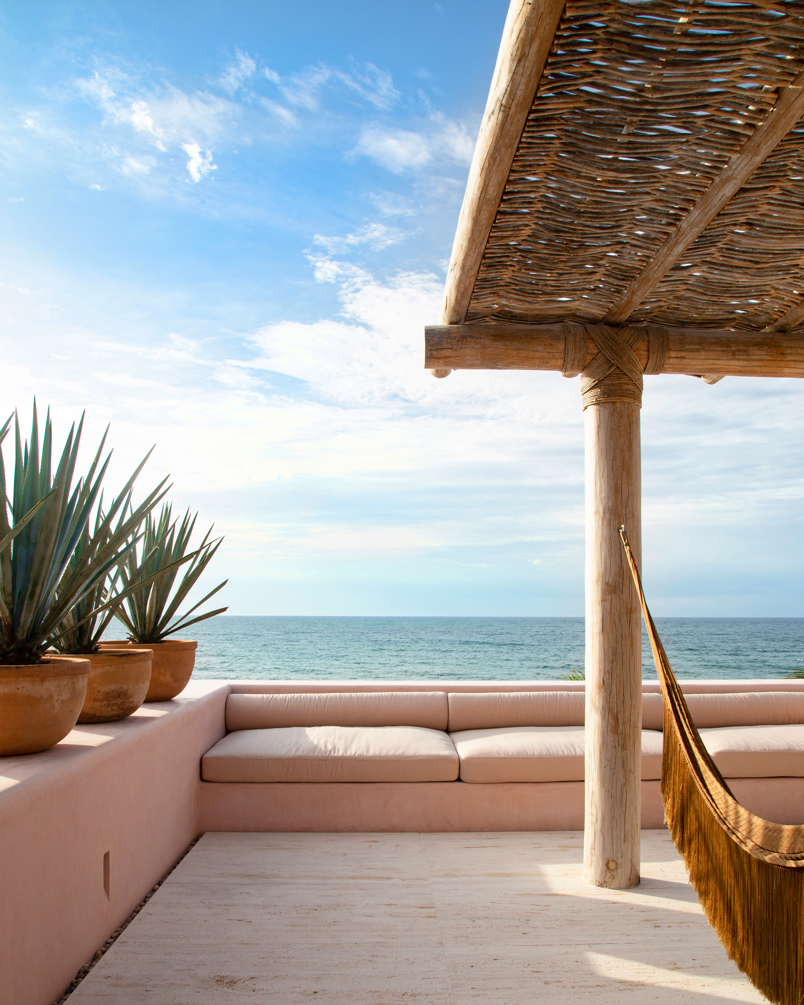 casa-rosada_villa_sayulita-mexico_exterior-view-terrace.jpg